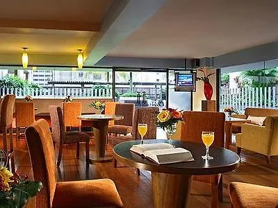 Somerset Grand Cairnhill Singapur 4*,